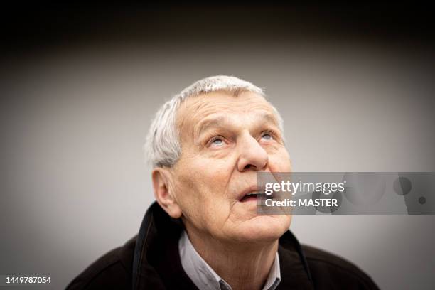 senior man portrait - one senior man only stock pictures, royalty-free photos & images