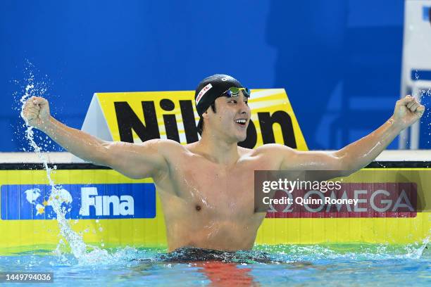 Daiya Seto of Japan celebrates winning gold in the Men's 400m Individual Medley Final on day five of the 2022 FINA World Short Course Swimming...