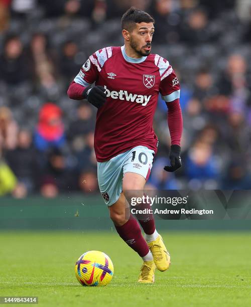 Manuel Lanzini of West Ham in action during the friendly match between Fulham and West Ham United at Craven Cottage on December 17, 2022 in London,...