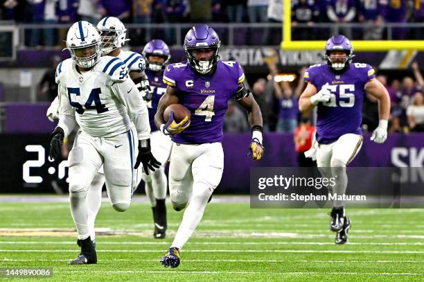 Zsle Cook Dalvin Cook of the Minnesota Vikings rushes for a touchdown against ...