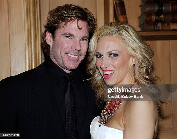 Debbie Rirledge Annual Gibson Girl Foundation Benefit Photos and Premium High Res ...