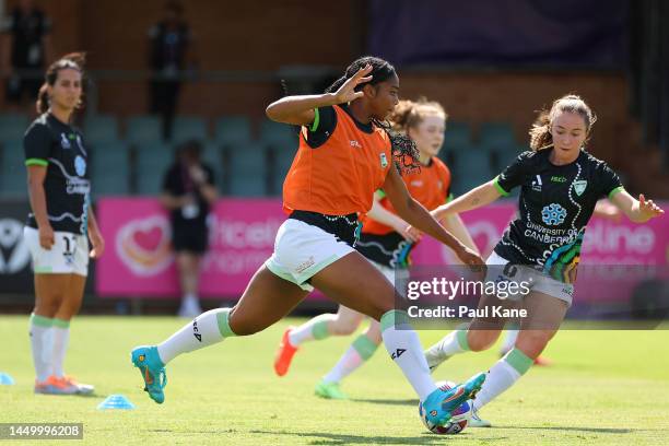 Kennedy Faulknor of Canberra United warms up before the round five A-League Women's match between Perth Glory and Canberra United at Macedonia Park,...