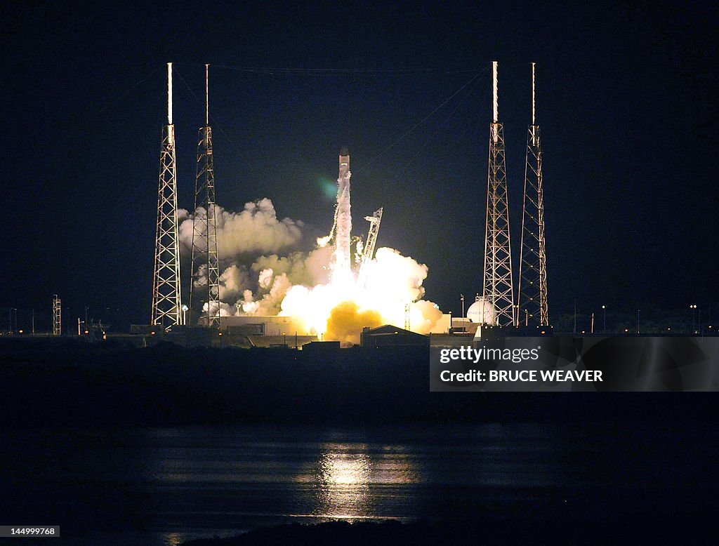 SpaceX's Falcon 9 rocket early May 22, 2
