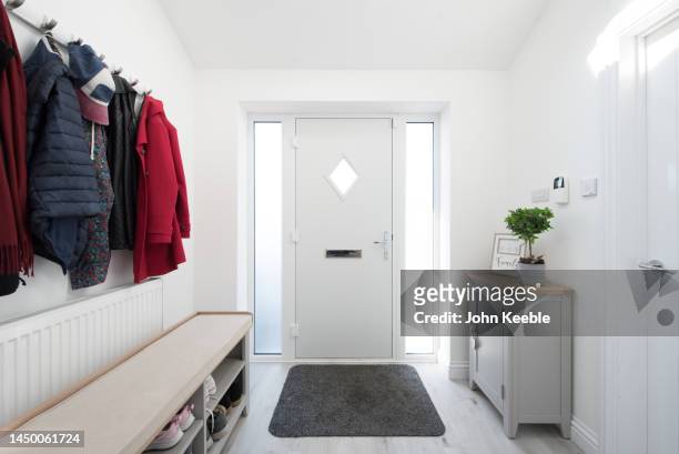 property hallway interiors - hallway home stock pictures, royalty-free photos & images