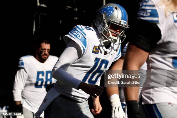 Jared Goff of the Detroit Lions takes to the field before a game against the New York Jets at MetLife Stadium on December 18, 2022 in East...