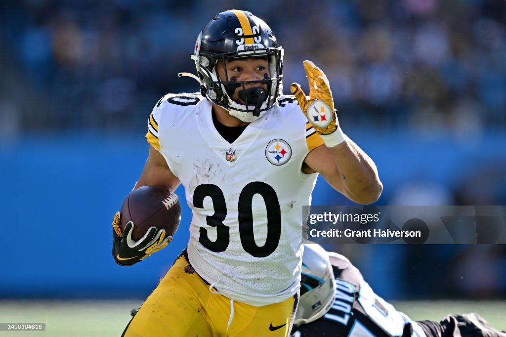 Pittsburgh Steelers v Carolina Panthers