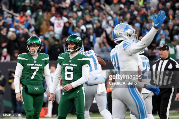 Greg Zuerlein of the New York Jets reacts after missing a field goal during the fourth quarter against the Detroit Lions at MetLife Stadium on...