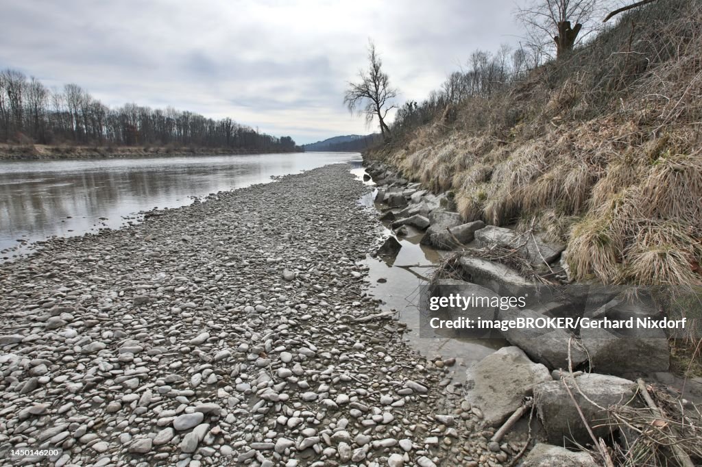 Boulders on a river bank, canalised Salzach north of Tittmoning, Upper Bavaria, Bavaria, Germany