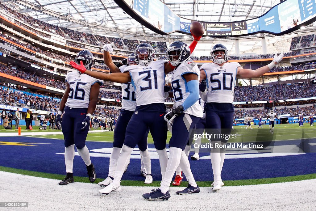 Tennessee Titans v Los Angeles Chargers