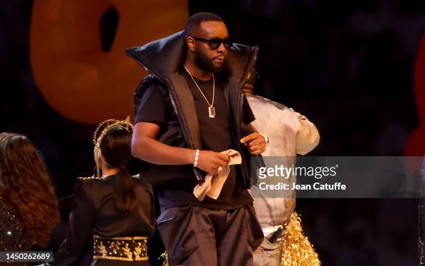Maitre Gims performs during the show prior to the FIFA World Cup Qatar 2022 Final match between Argentina and France at Lusail Stadium on December...