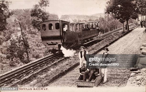 mount funicular railway und touristisches fahren im schlitten, madeira, vintage-fotografie, 1890er jahre, 19. jahrhundert - madeira stock-grafiken, -clipart, -cartoons und -symbole