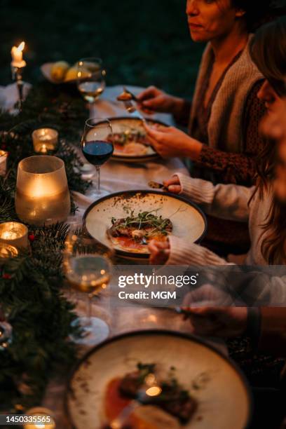 decorated table and served food - elegant dinner party stock pictures, royalty-free photos & images