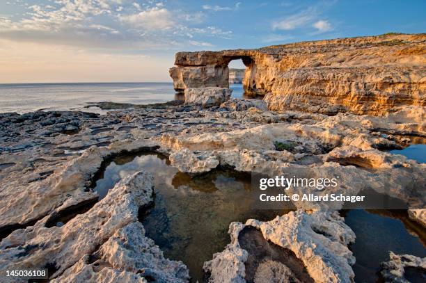 azure window, gozo - maltese foto e immagini stock