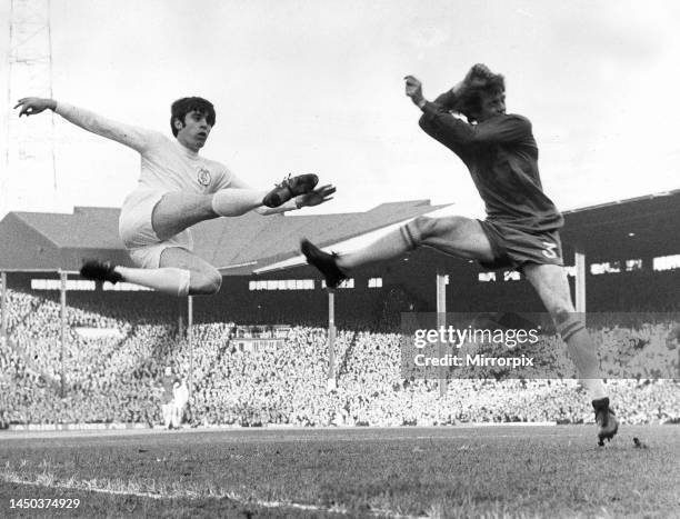 Chelsea versus Leeds United . FA Cup Final replay at Old Trafford. Peter Lorimer of Leeds United tries a spectacular scissor kick past goalkeeper...