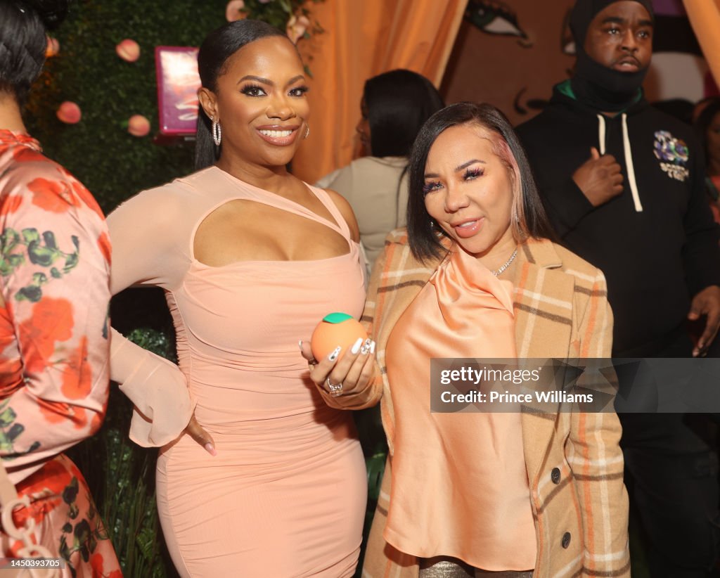 Kandi's Peach Social