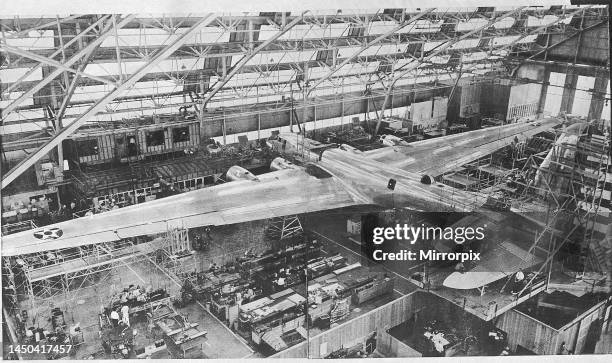 B19 Inside 189 B 19 Bomber Stock Photos, High-Res Pictures, and Images - Getty Images