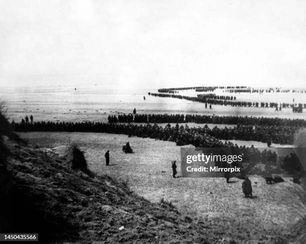 The evacuation of the BEF from the beaches at Dunkirk. June 1940.