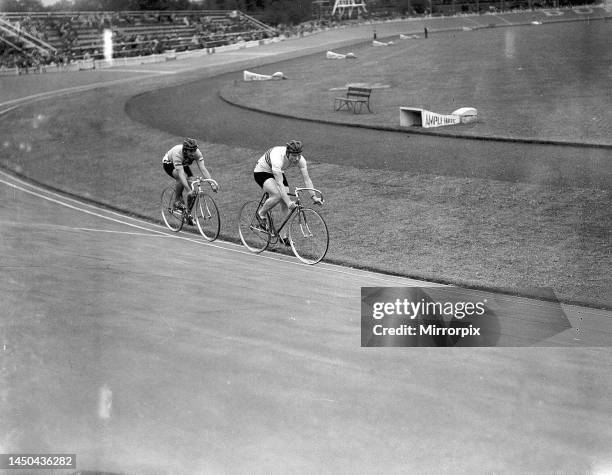 British cyclist Reg Harris wins a race in the 1948 Olympic Sprint Cycling event at Herne Hill, London. Reg Harris went on to win the silver medal in...