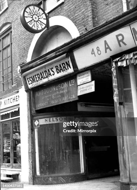 Esmeralda's Barn in Knightsbridge, the nightclub owned by the Kray twins Ronnie and Reggie. 1950s.