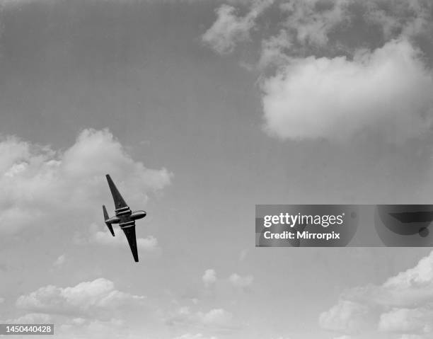 First Jetliner 180 Havilland Comet Photos & High Res Pictures - Getty Images