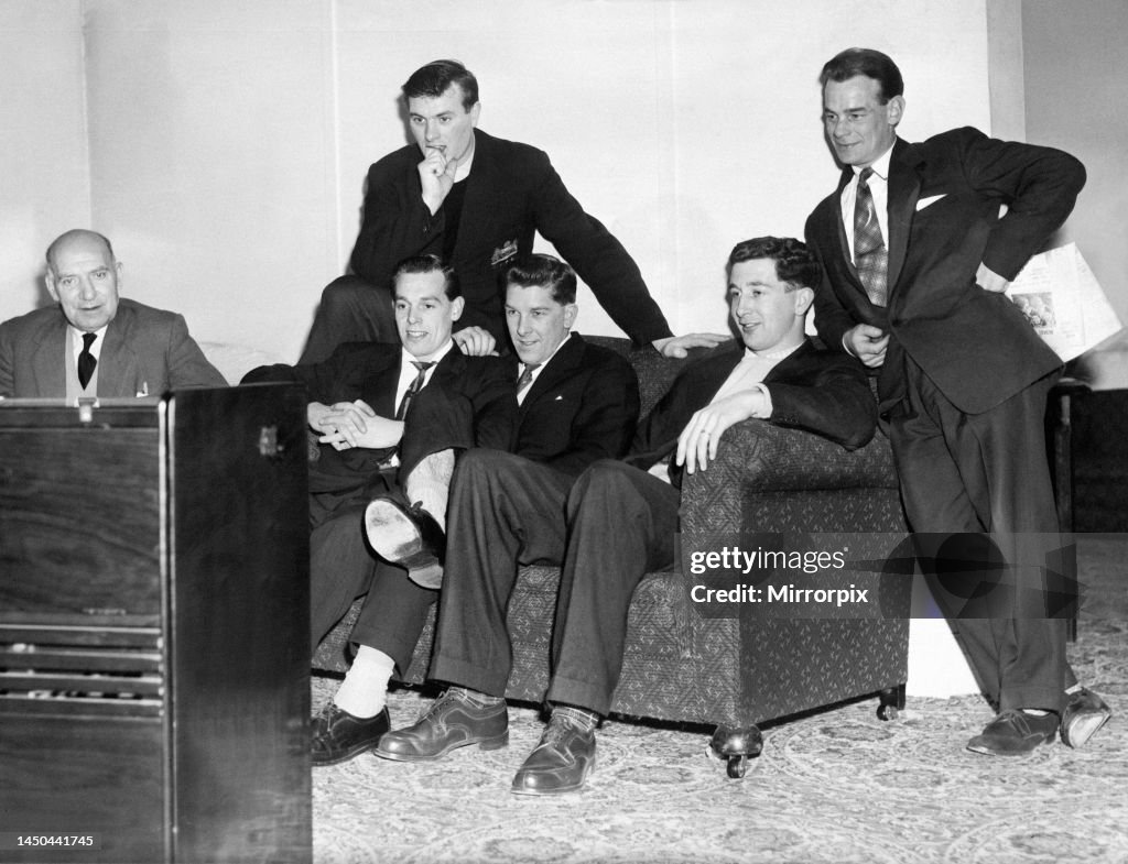 Manchester United players watching the cup draw - 1950