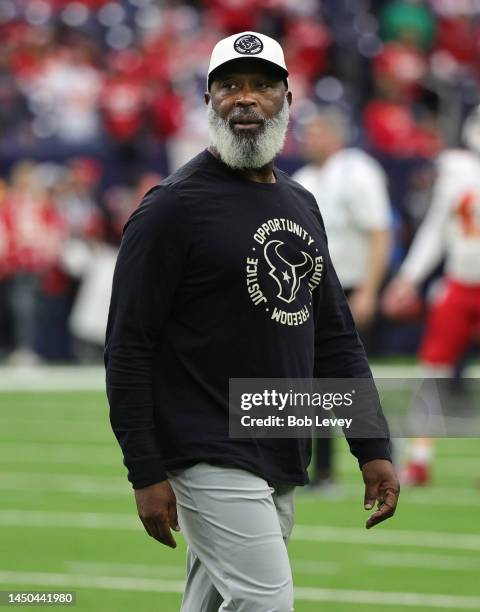 Head coach Lovie Smith of the Houston Texans before playing against the Kansas City Chiefs at NRG Stadium on December 18, 2022 in Houston, Texas.