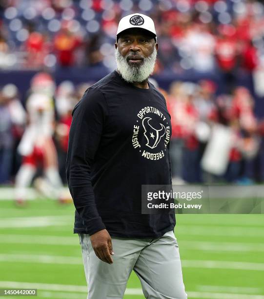Ead coach Lovie Smith of the Houston Texans before playing against the Kansas City Chiefs at NRG Stadium on December 18, 2022 in Houston, Texas.