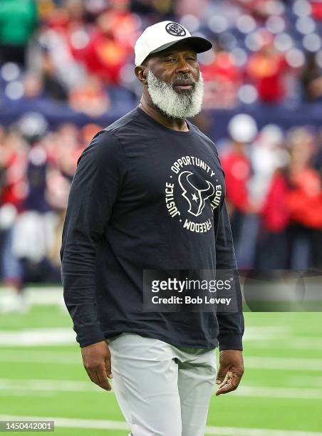 Ead coach Lovie Smith of the Houston Texans before playing against the Kansas City Chiefs at NRG Stadium on December 18, 2022 in Houston, Texas.