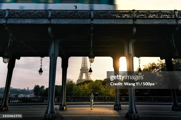 paris street - image ストックフォトと画像