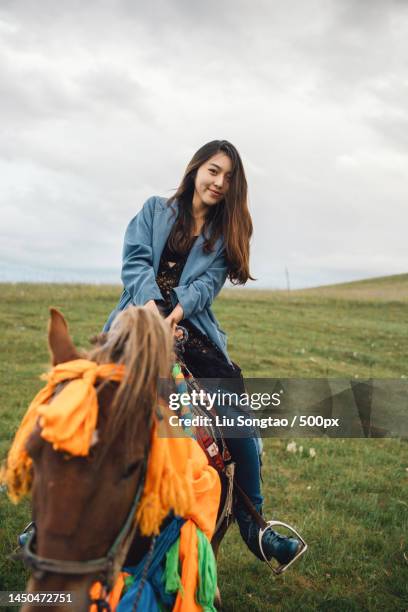 riding - image stock pictures, royalty-free photos & images