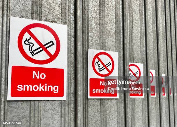 no smoking sig.na - no smoking sign stock-fotos und bilder