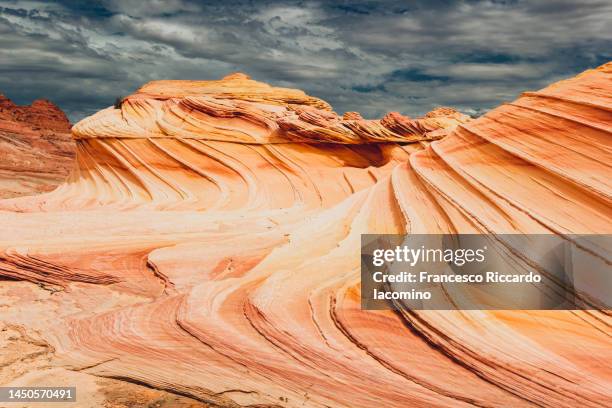 Red Wave Rocks 1,124 The Wave Rock Formation Stock Photos, High-Res Pictures, and ...