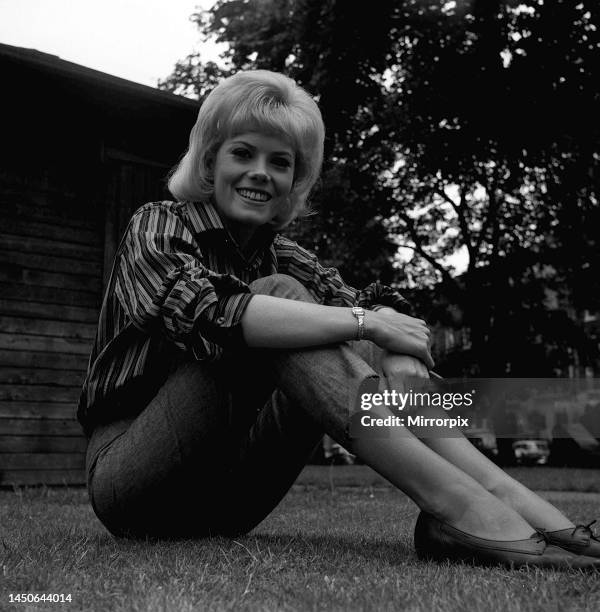 Actress and model Wendy Richard aged 19 years old. 19th July 1962.