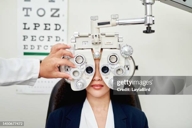 woman, eye exam and optometrist vision health for healthy eye care, eye machine and equipment for testing blind eyes. optician, ophthalmologist and clinic free test for new glasses or contact lenses - myopia 個照片及圖片檔