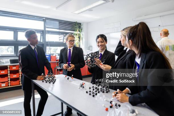 students passionate about science - school students science stock pictures, royalty-free photos & images