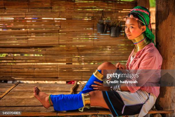 portrait of young girl from long neck karen tribe - mae hong son bildbanksfoton och bilder
