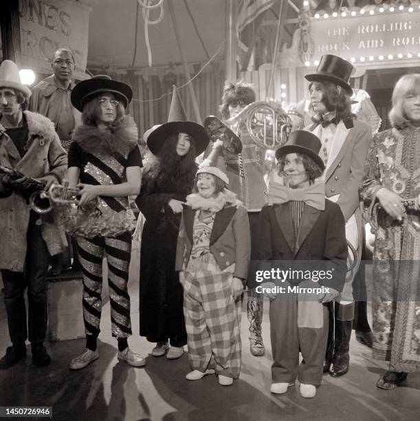 The Rolling Stones Rock 'n' Roll Circus TV special, Intertel Studios, Stonebridge Park, 11 December 1968. L-R: Pete Townsend, John Lennon & Yoko Ono,...