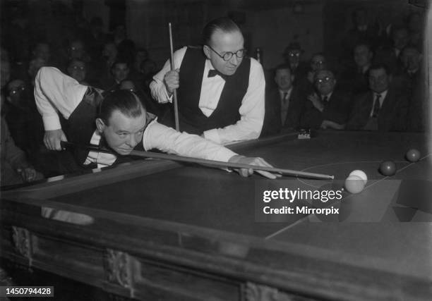 Fred Riley Snooker Fred Davis Photos Photos and Premium High Res Pictures - Getty Images