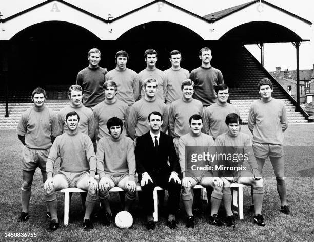 Charlton Athletic - July 1969 Back row - T Burns , B Curtis , M Tees , C Wright Middle Row - D Booth, P Reeves, P Went, G Moore, j Burkett, B...