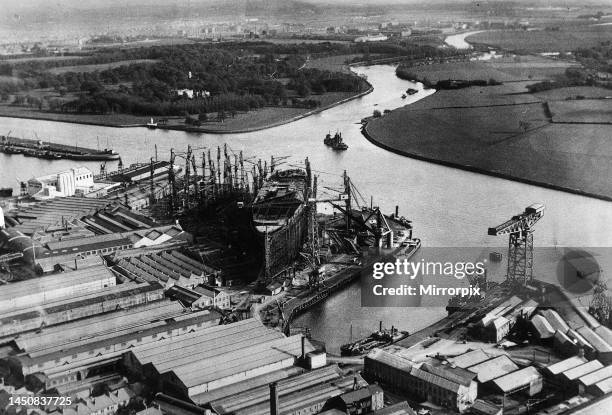 Queen Mary ship being built at John Brown shipyard at Clydebank on the River Clyde 1934.