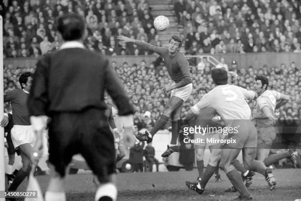 English League Division One match at Highfield Road. Coventry City versus Manchester United. United goalkeeper Alex Stepney. November 1969.