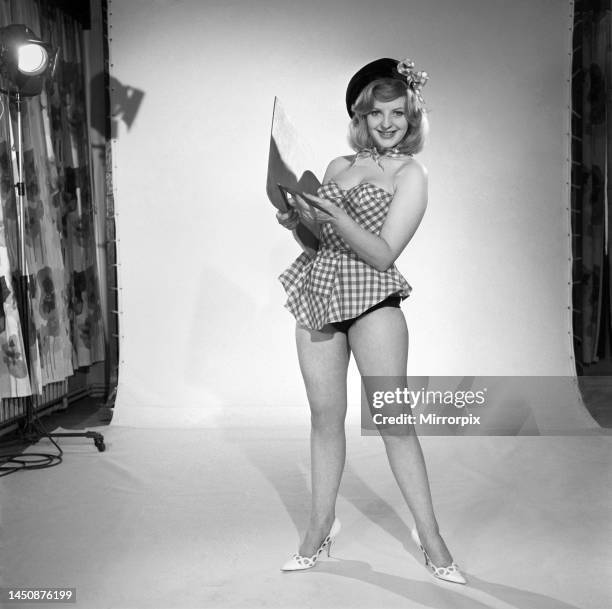 140 Peggy Cage Stock Photos High Res Pictures And Images Getty Images 140-peggy-cage-stock-photos-high-res-pictures-and-images-getty-images