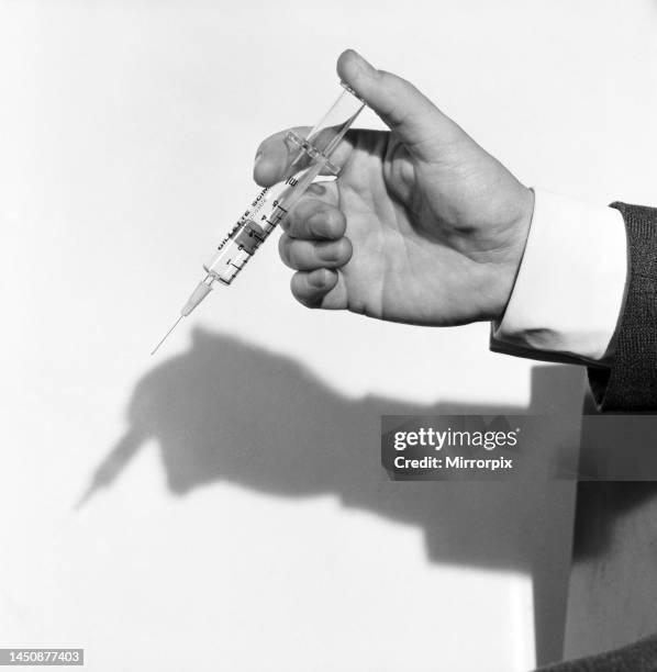 Hypodermic needle. 1960.