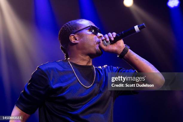 Fleshbone Rapper 87 Rapper Flesh N Bone Stock Photos, High-Res Pictures, and Images ...