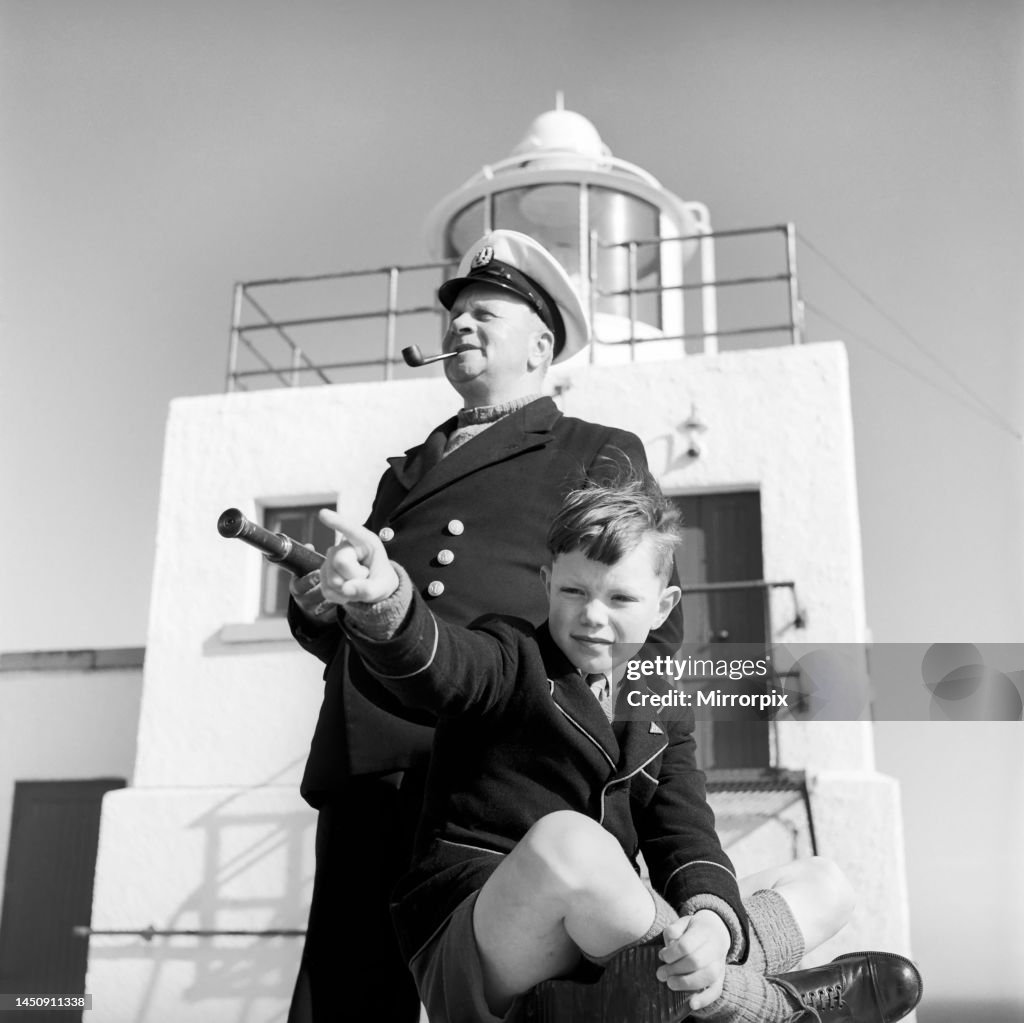 Strathy Point Adders The lighthouse keepers and their families go about their daily duties ...