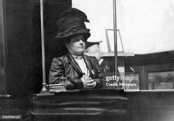 Doctor Crippen murder case Witness Miss Martinetti giving evidence during the trial at Bow Street September 1910.
