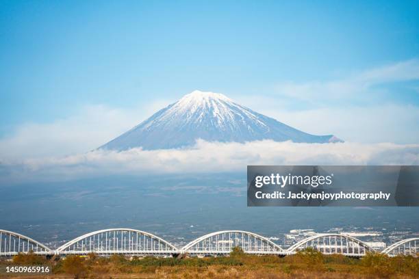 mt. fuji over an aqueduct - shizuoka prefecture stock pictures, royalty-free photos & images