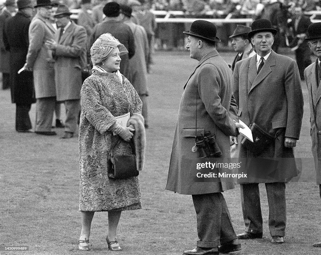Queen Mother at Cheltenham racecourse