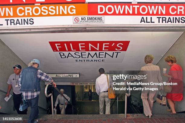 Filenes 442 Filene Basement Photos & High Res Pictures - Getty Images