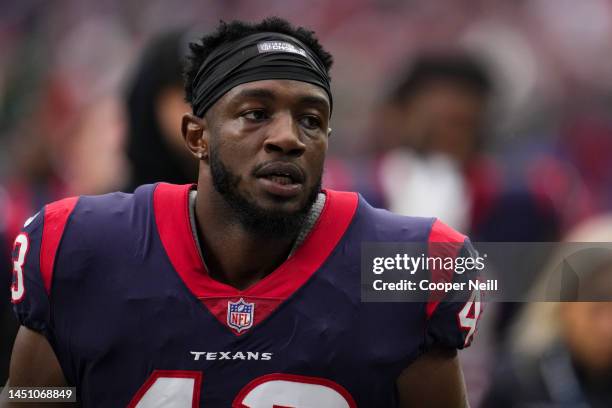 Neville Hewitt of the Houston Texans walks off of the field against the Kansas City Chiefs at NRG Stadium on December 18, 2022 in Houston, Texas.